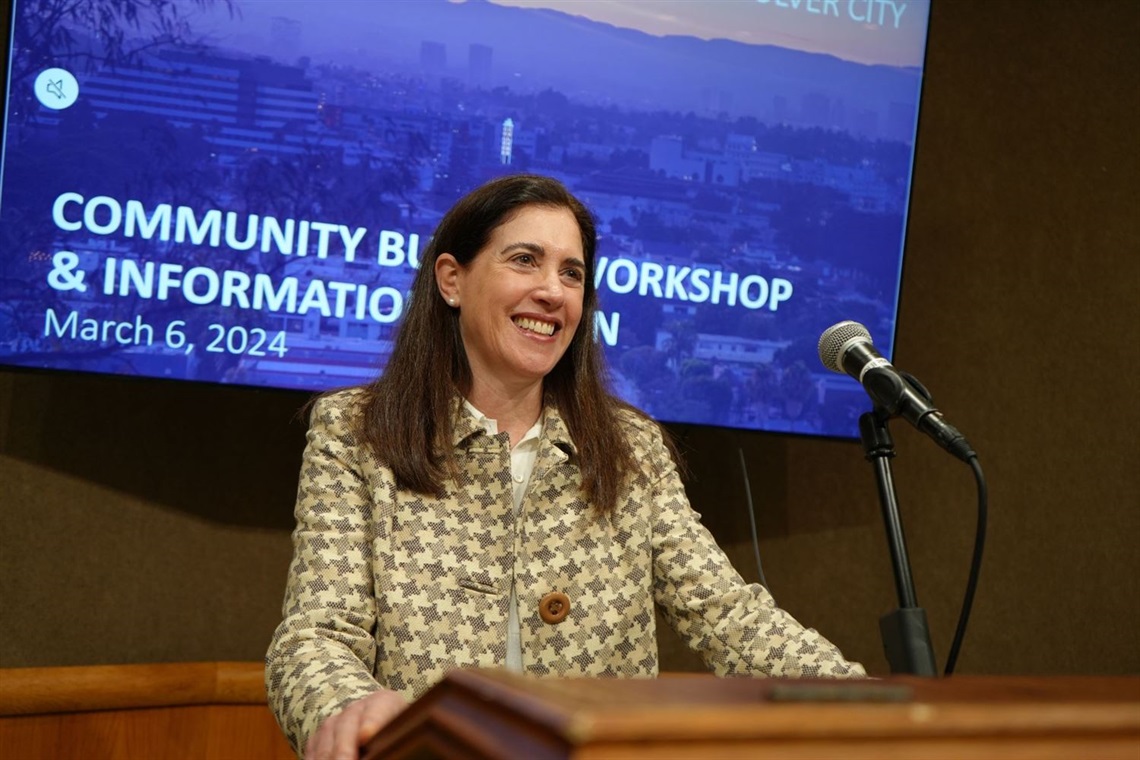 Photo of Lisa Soghor at the Community Budget Meeting