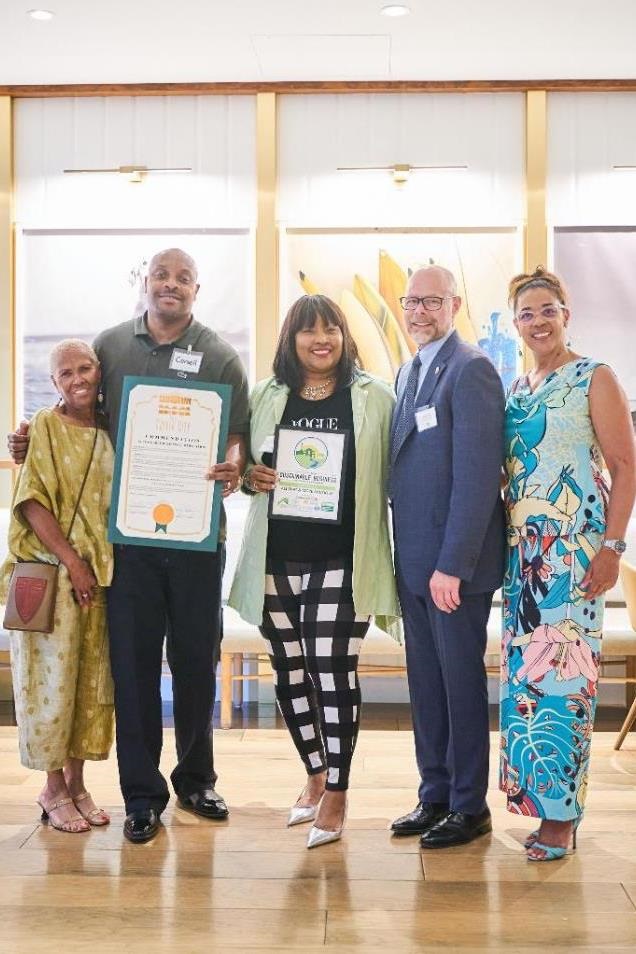 Mayor Albert Vera with All That & More Boutique at Culver City Sustainable Business Certification Awards Ceremony 09-12-2023, Justin Han Photography